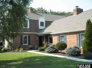 16 Rebecca Ln, Hanover, PA
