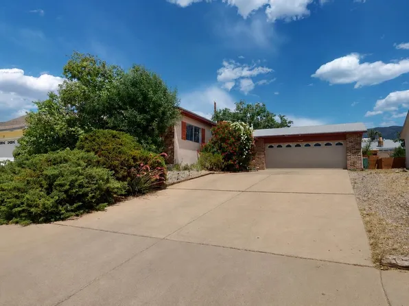 2010 Crescent Dr, Alamogordo, NM 88310
