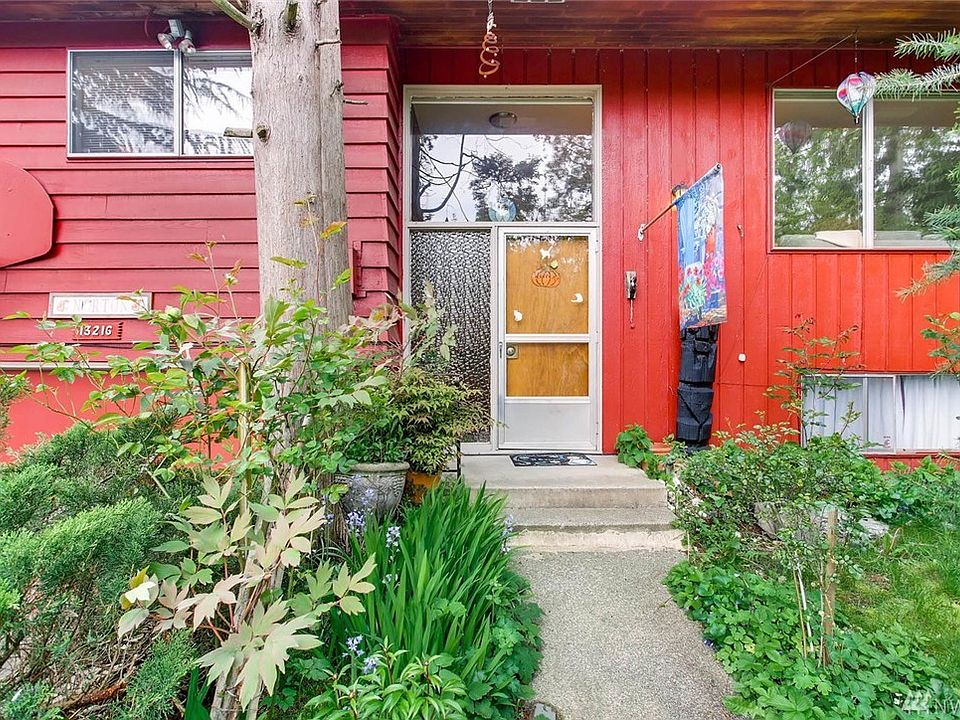1st image of 13216 35th Ave NE