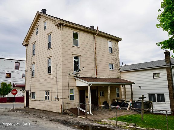 2nd image of 538 Carson St 2