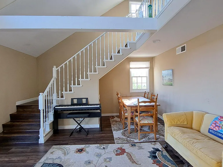 5910 Kanan Dume Rd — Photo 12