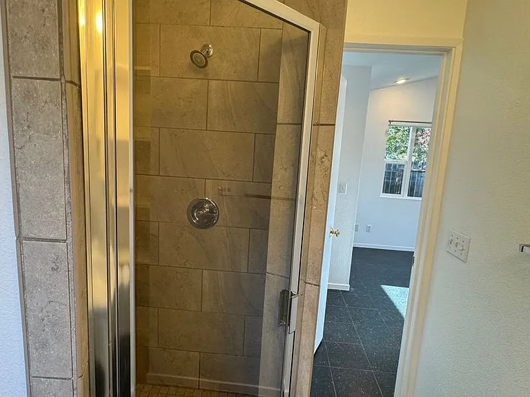 273 High St — Photo 11