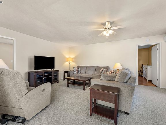 5th image of 710 11th St