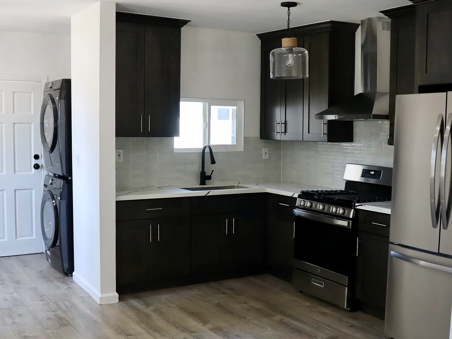 901 N Ditman Ave — Photo 4