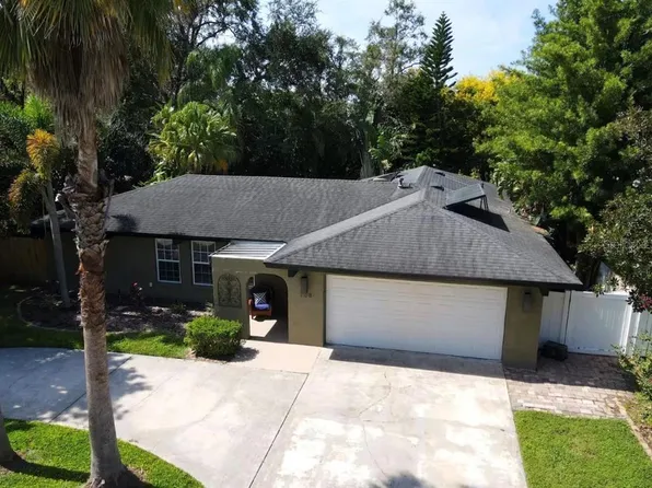 738 Lake Howell Rd, Maitland, FL 32751