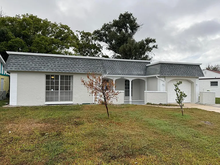 3349 Overland Dr — Photo 1