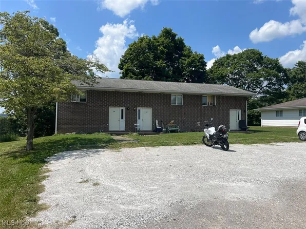 106 N Hilltop Dr, Minerva, OH 44657