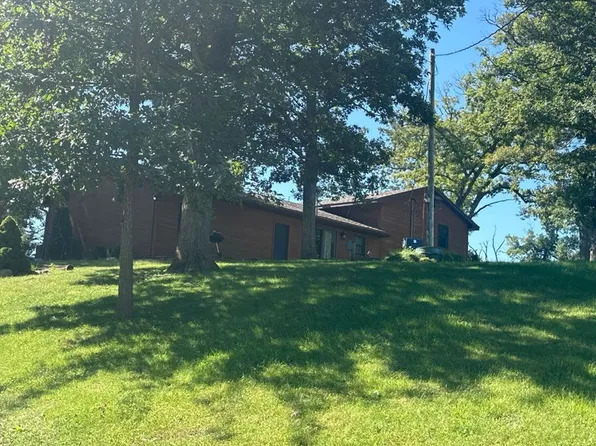 2956 D Ave, Montour, IA 50173