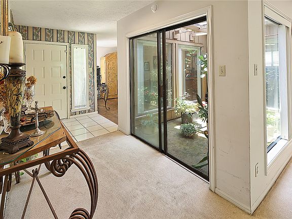5th image of 2801 Celinda Cir