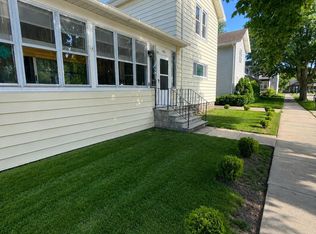 722 Wright St, Oshkosh, WI 54901