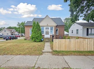 2502 Porter St SW, Wyoming, MI 49519