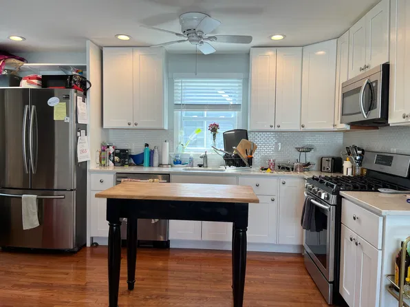 9 Constitution Ave APT 2B, Annapolis, MD 21401
