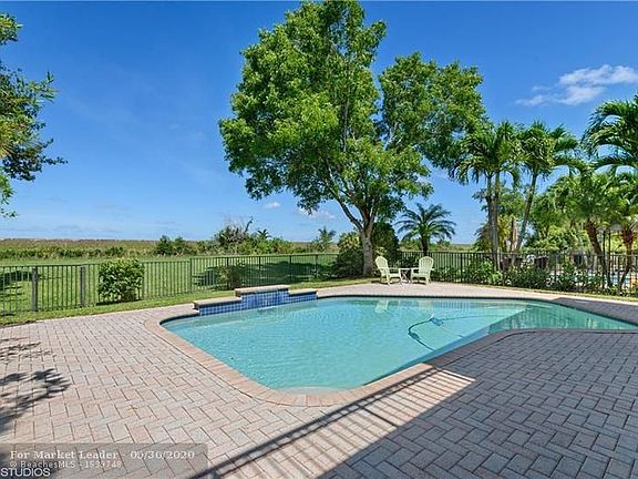 3rd image of 6579 NW 128th Way