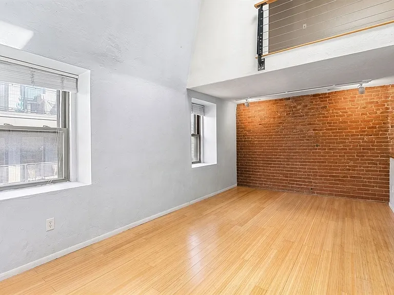 148 F St #4 — Photo 7