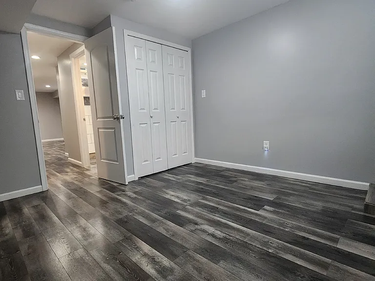 6510 Killarney St #BASEMENT — Photo 8