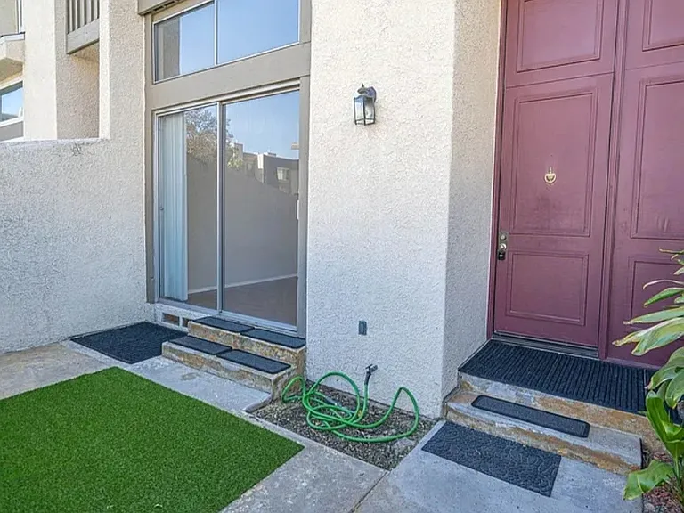 9950 Topanga Canyon Blvd #26 — Photo 16