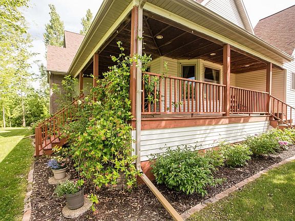 5th image of 39163 Walker Lake Dr