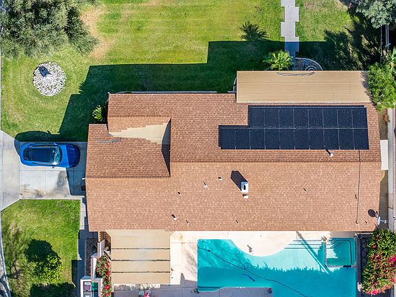 4th image of 46555 Cameo Palms Dr