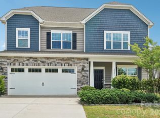 2022 Napa Valley Dr, Waxhaw, NC 28173