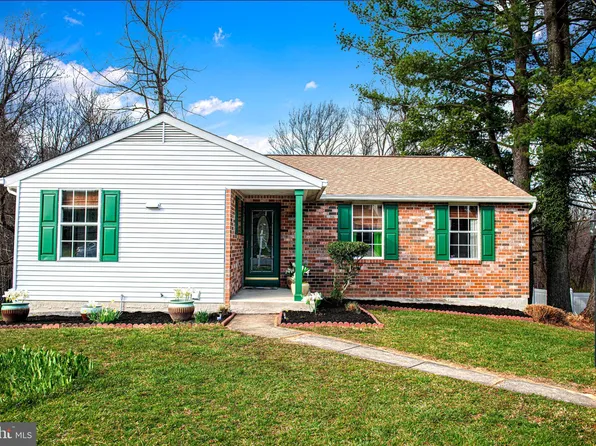 4712 Hawksbury Rd, Pikesville, MD 21208