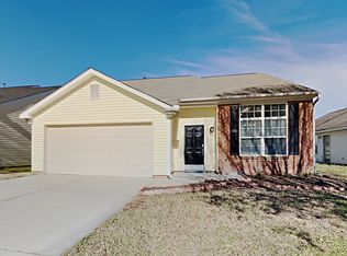 1461 Summer Coach Dr, Charlotte, NC 28216