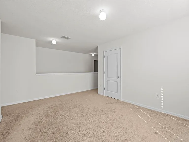 817 Sheen Cir — Photo 17