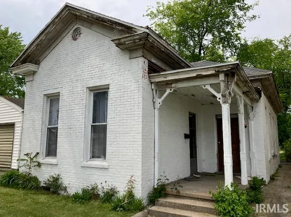 810 N 6th St, Vincennes, IN 47591