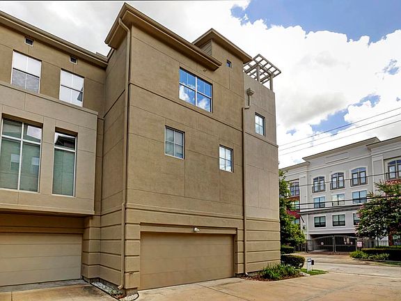 3rd image of 1112 Columbus St #A