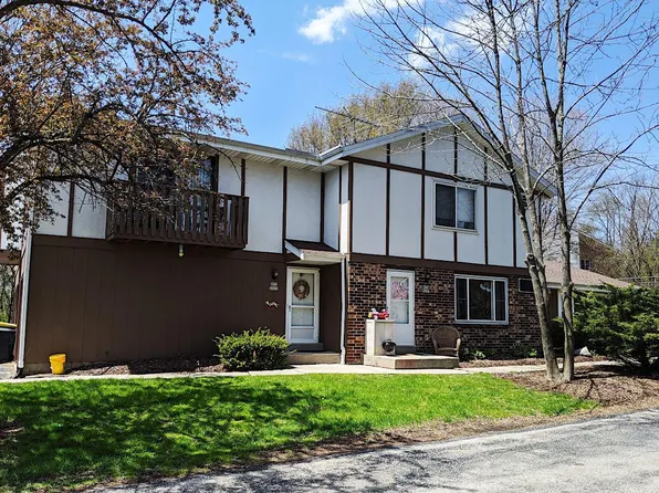 W53N195 Pierce COURT, Cedarburg, WI 53012