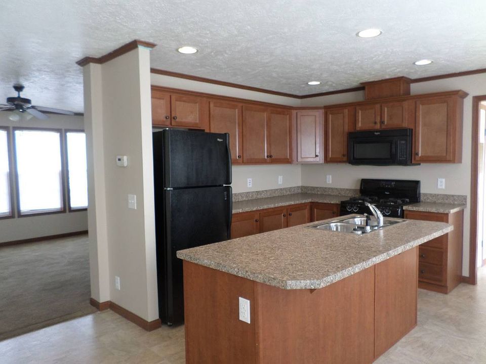 1st image of 2545 Shakespeare Ln #754