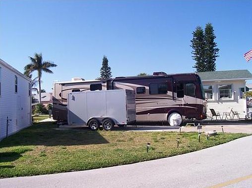 1st image of 649 Nettles Blvd