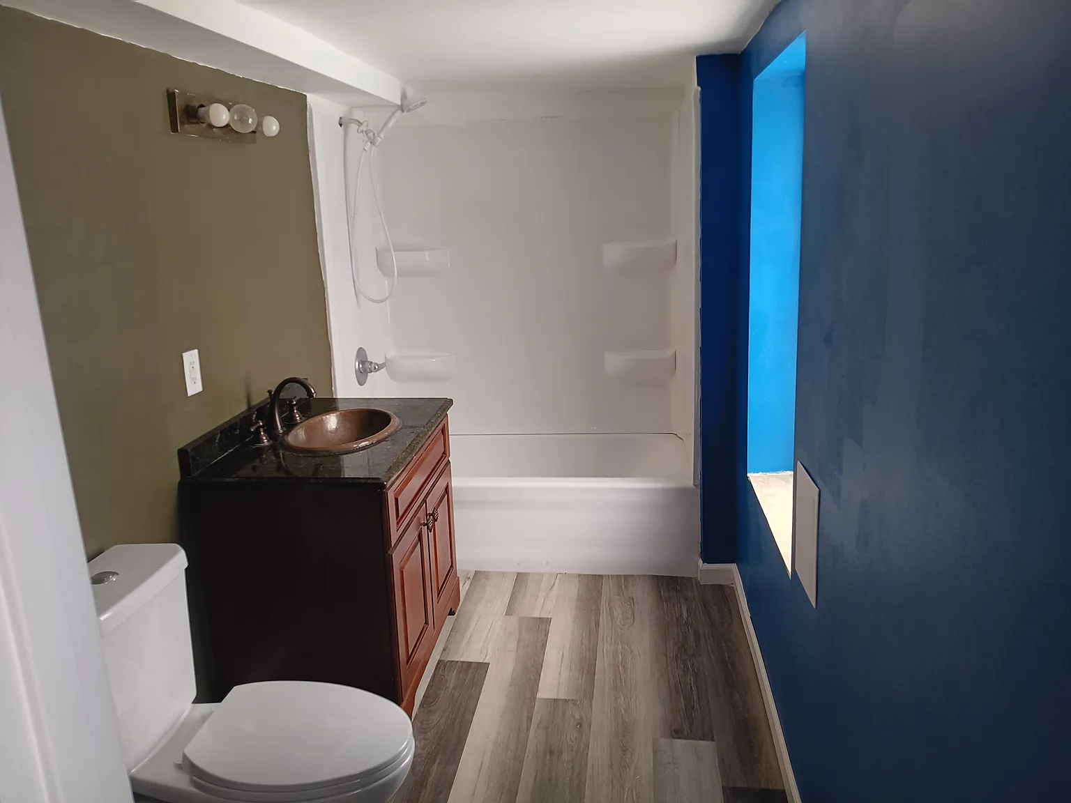1 bed, 700 sqft, $1,081 — Photo 1