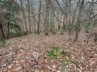 19 Woods Haven Ln #19, Stuart, VA 24171