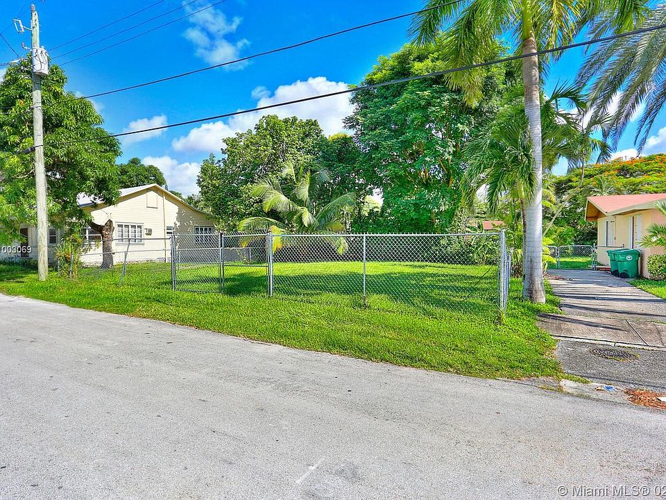 1st image of 3801 Oak Ave