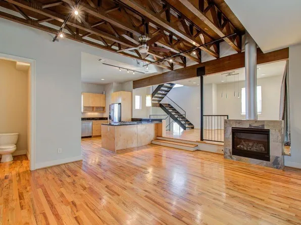 318 McAlpine St, Houston, TX 77003