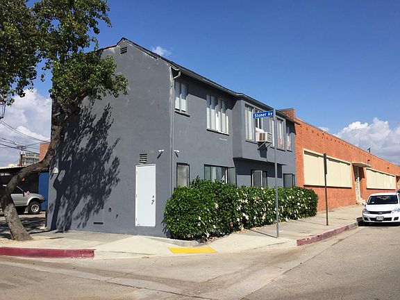 2nd image of 2222 Stoner Ave