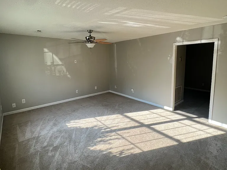 4737 Scepter Way — Photo 3