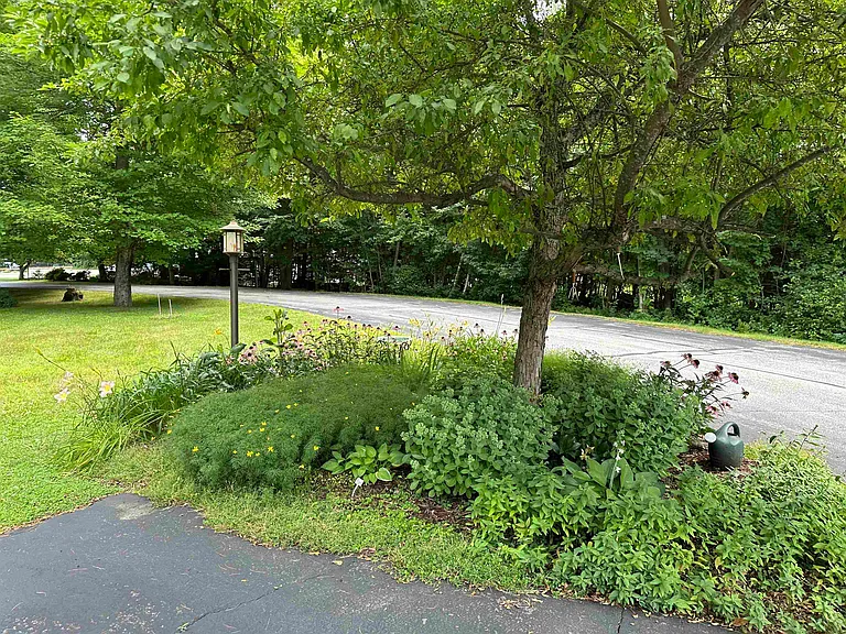 25 Charlonne St #3 — Photo 33