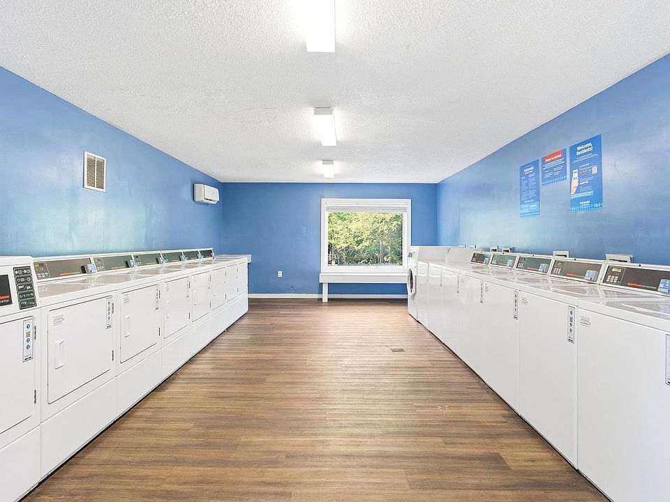 1st image of 2202A Mandalay Dr #2202A