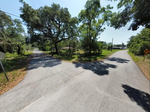 3384 Riderwood Dr #10, Dade City, FL 33523