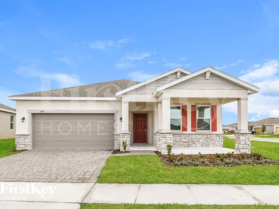 1202 Ponca Rd