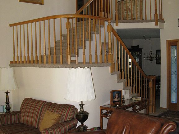 Stairs to Master Suite
