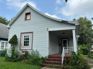 2412 Locust St, Terre Haute, IN 47807