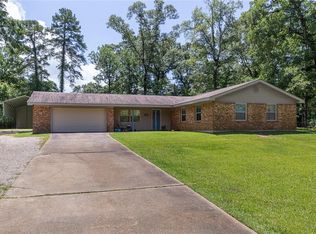 8415 Ridgemont Dr, Pineville, LA 71360