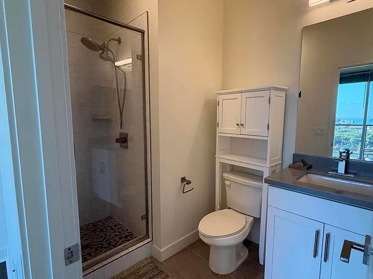1260 E Thompson Blvd #106 — Photo 24
