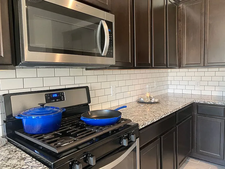 1011 Bayou Meadow Dr — Photo 10