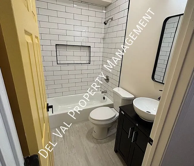 2813 N 9th St — Photo 6