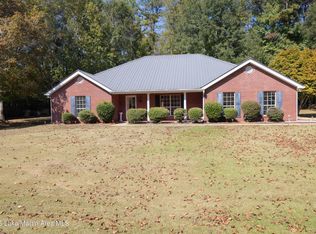 102 W Murphy Ln, Dadeville, AL 36853