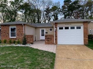 129 Courtshire Dr, Brick, NJ