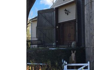 1130 Walnut Farm Rd, Ambler, PA 19002